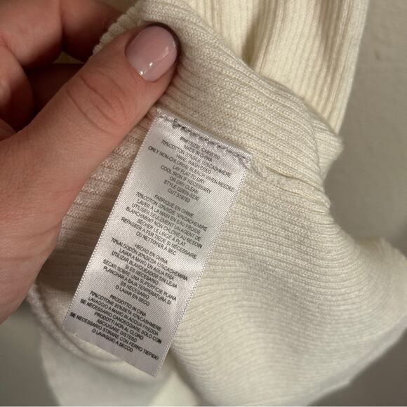 Equipment Femme Short Sleeve Knit Top S - Picture 5 of 5